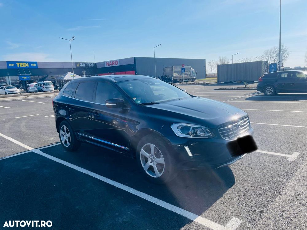 Volvo XC 60 D5 AWD Geartronic Kinetic - 3