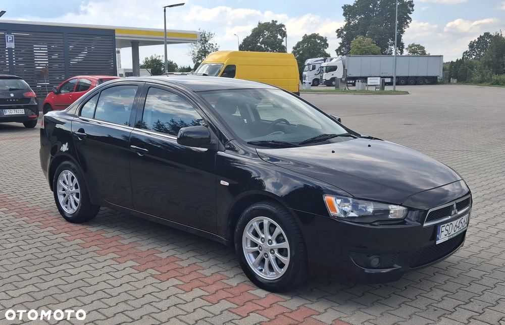 Mitsubishi Lancer 1.6 Intense - 8