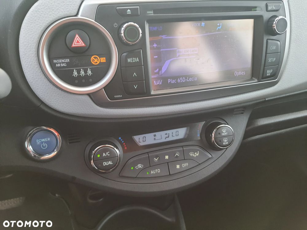 Toyota Yaris - 14