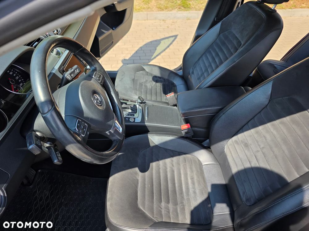Volkswagen Passat 2.0 TDI 4Mot Highline DSG - 20