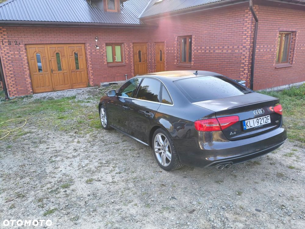 Audi A4 Limousine - 6