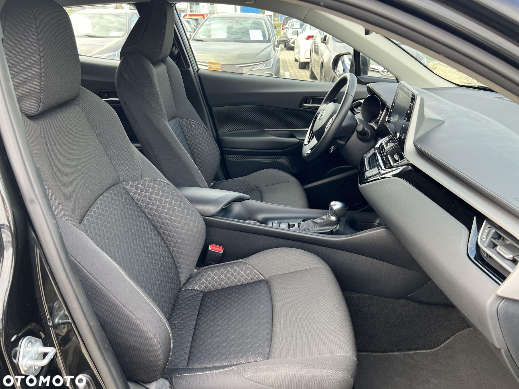 Toyota C-HR 1.8 Hybrid GPF Comfort - 9