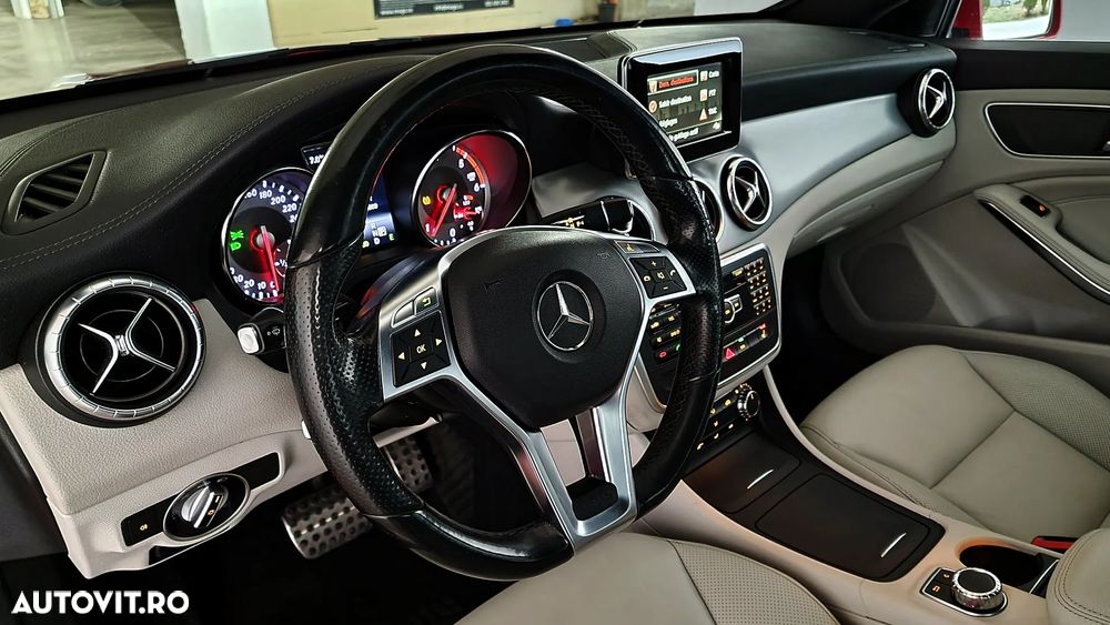 Mercedes-Benz CLA 180 - 13