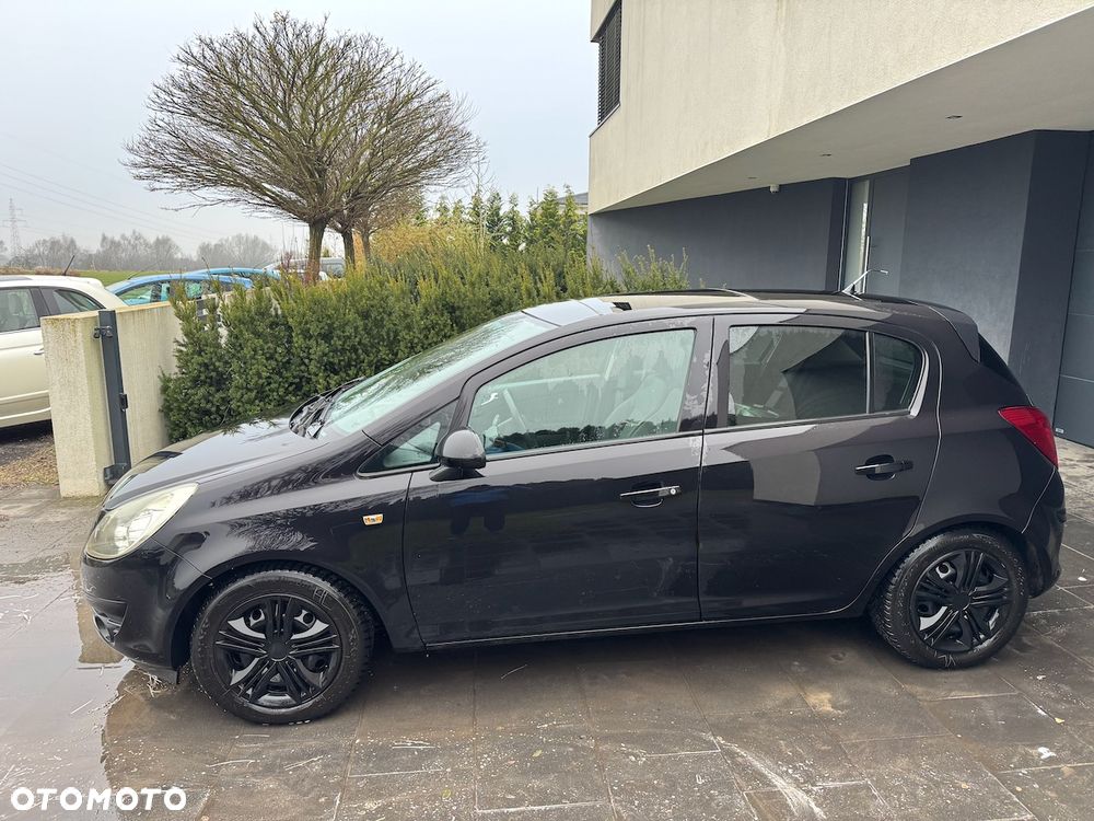 Opel Corsa 1.4 16V Color Edition - 11