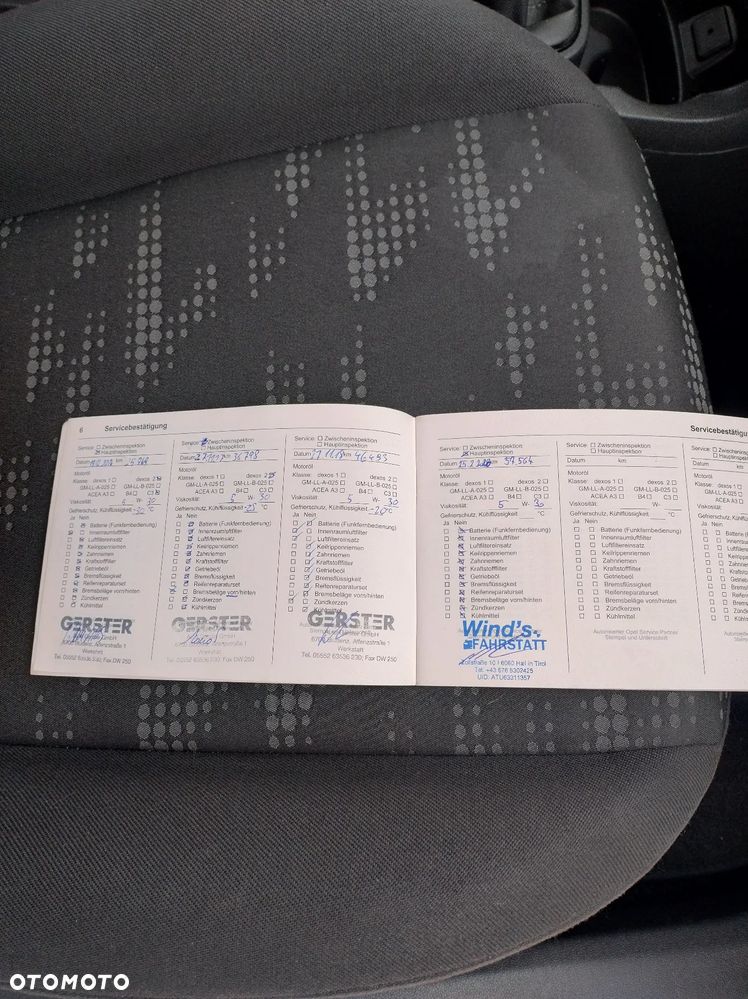 Opel Corsa 1.2 16V Edition 150 - 21