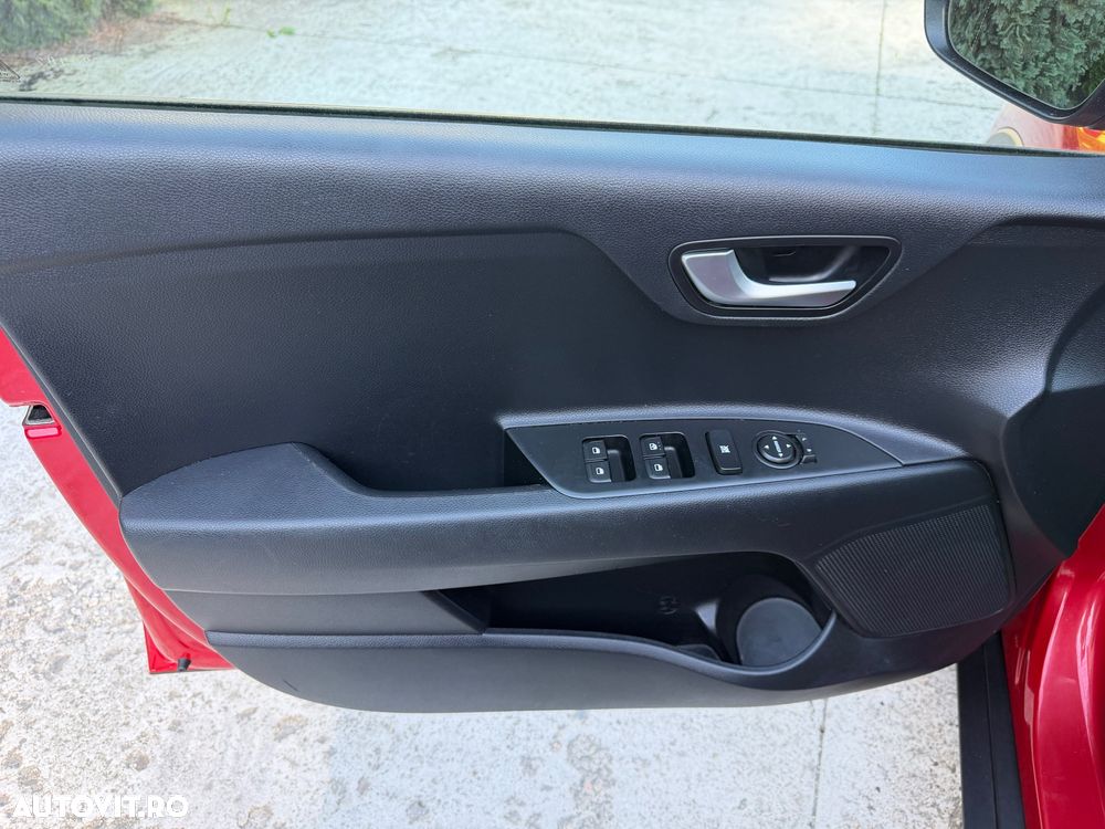 Kia Stonic 1.0 T-GDI OPF Mild Hybrid DCT7 GT Line - 24
