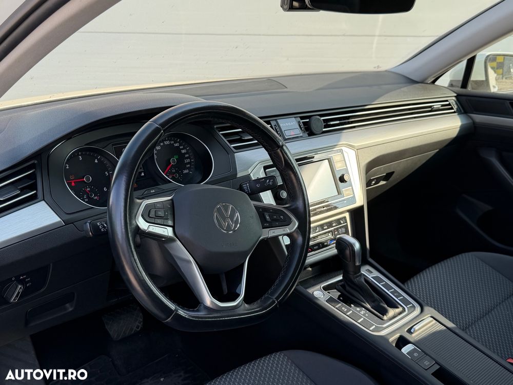 Volkswagen Passat 2.0 TDI DSG Trendline - 7