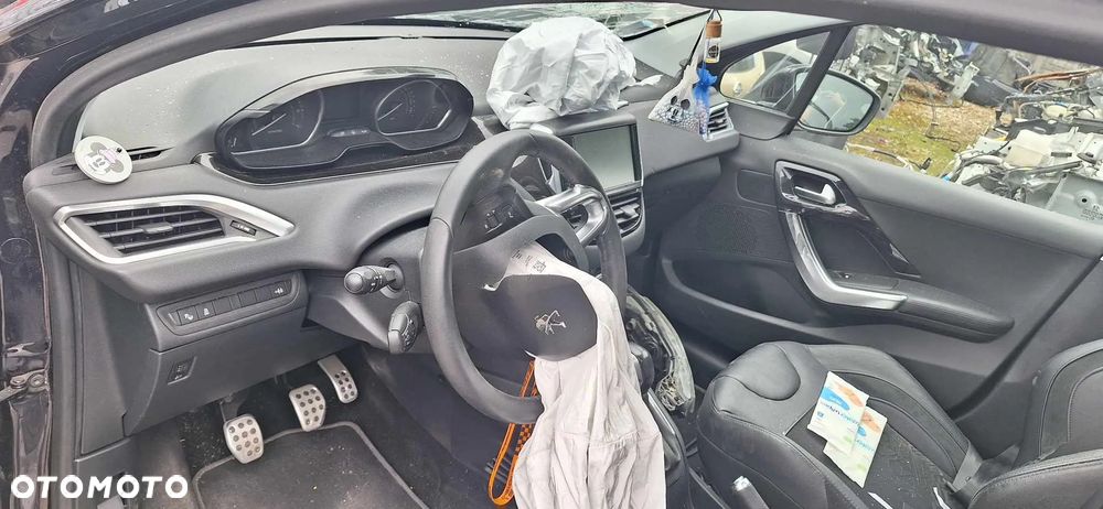 Peugeot 208 1,6vti 120km rozrusznik - 8