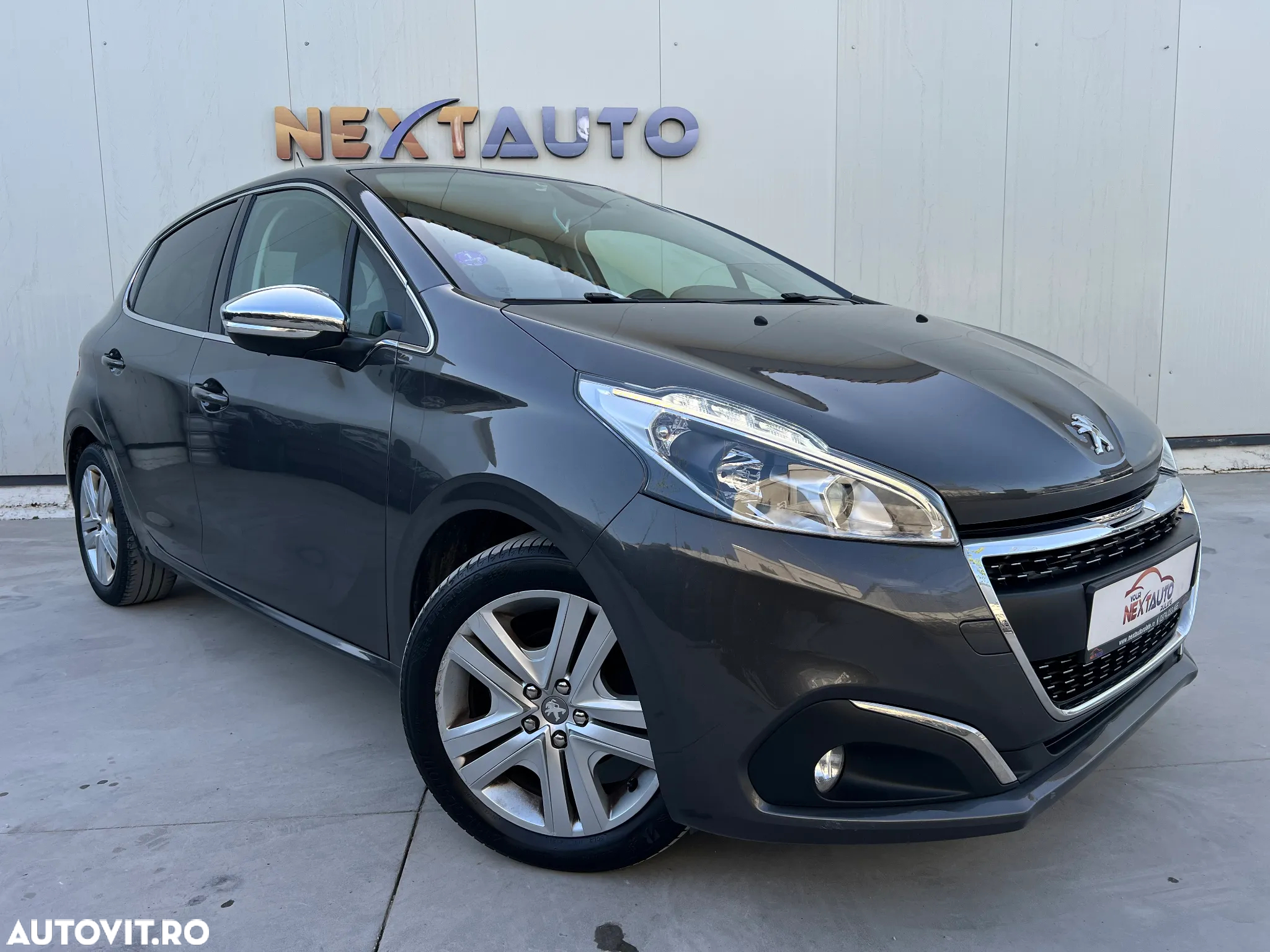 Peugeot 208 PureTech 110 Stop & Start EAT6 Allure - 3