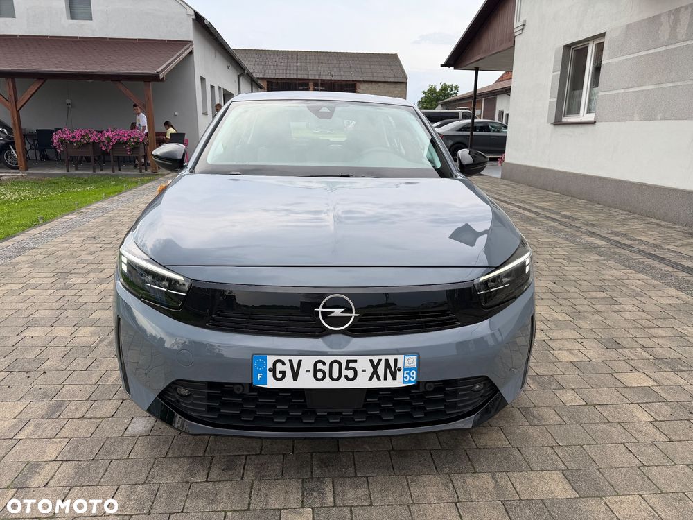 Opel Corsa 1.2 Start/Stop Elegance - 2