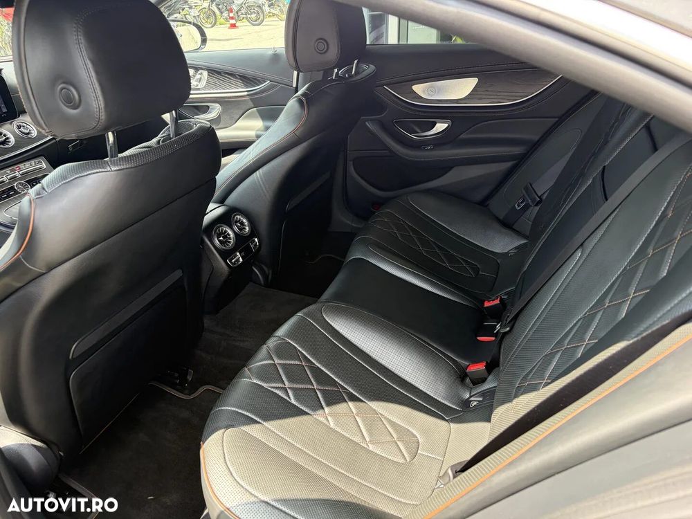 Mercedes-Benz CLS - 14