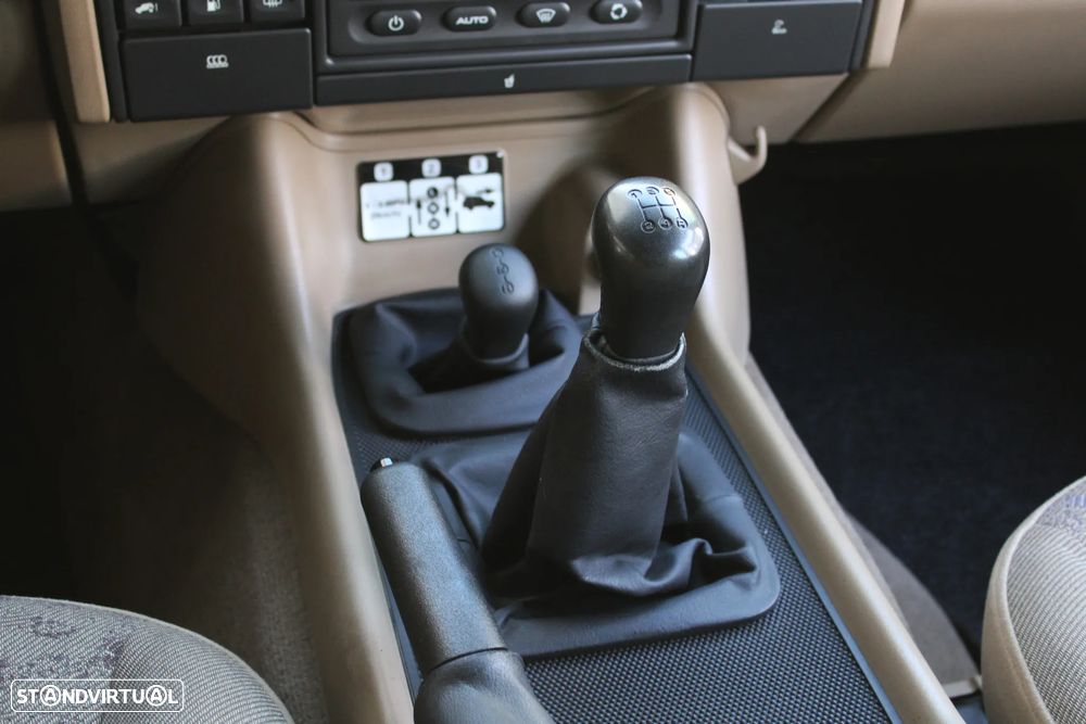 Land Rover Discovery 2.5 TD5 - 43