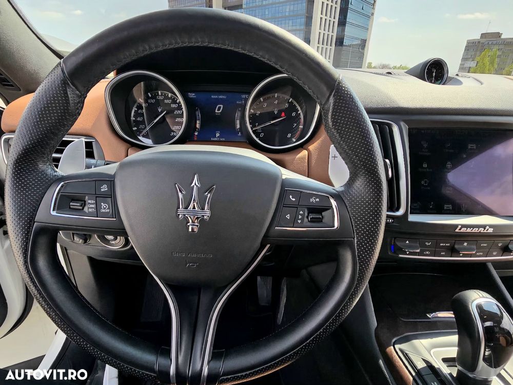 Maserati Levante Q4 GranLusso - 21