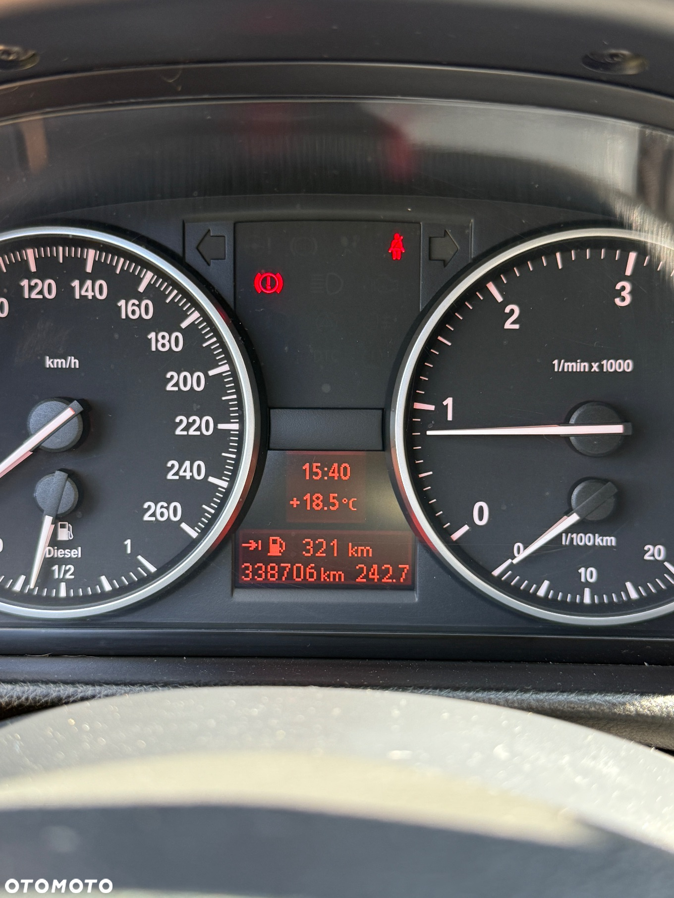 BMW Seria 3 318d - 20