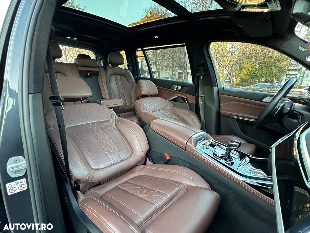 BMW X7 xDrive40d MHEV - 24