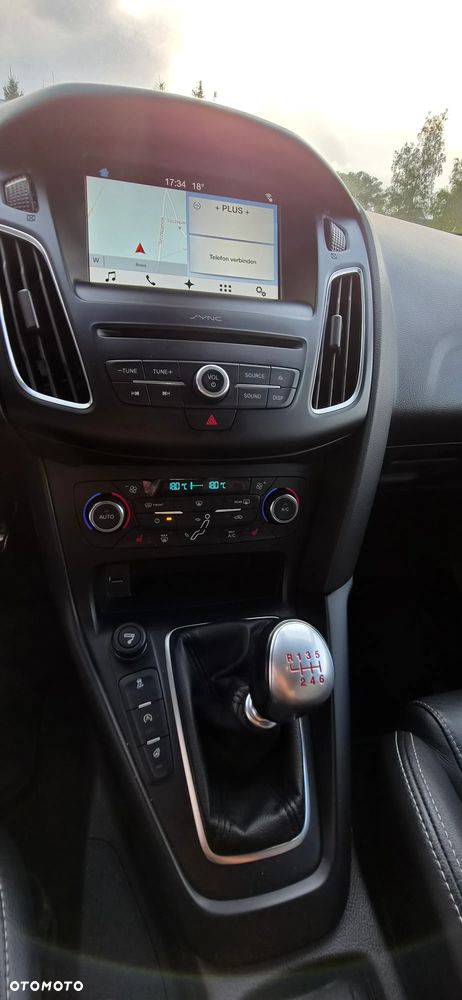 Ford Focus 2.0 EcoBoost ST-2 - 35