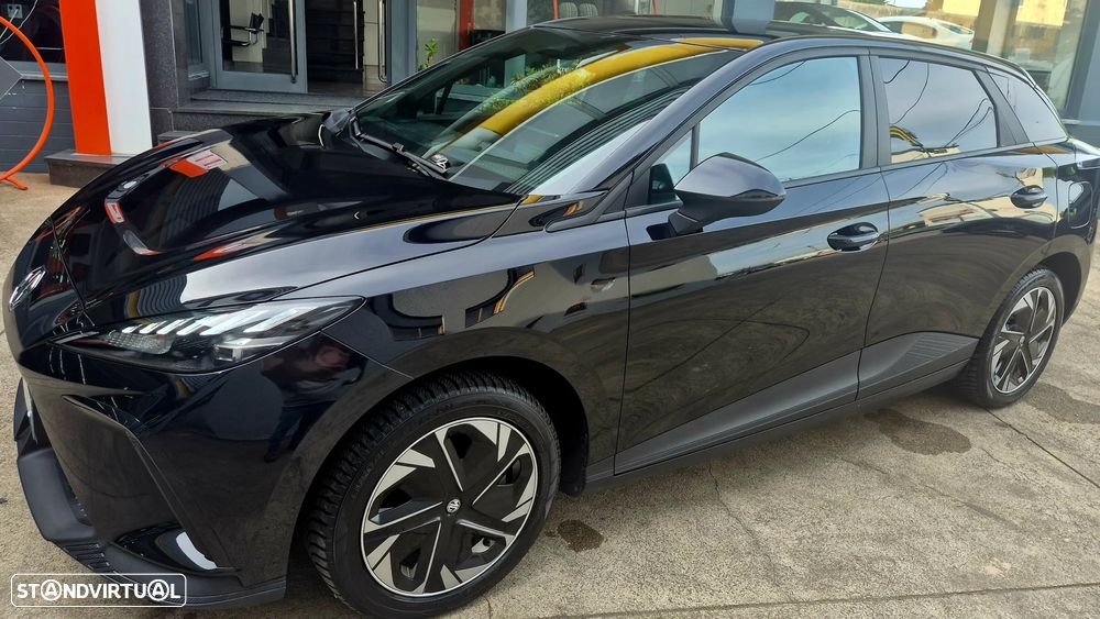 MG MG4 4 Luxury 64 kWh - 9