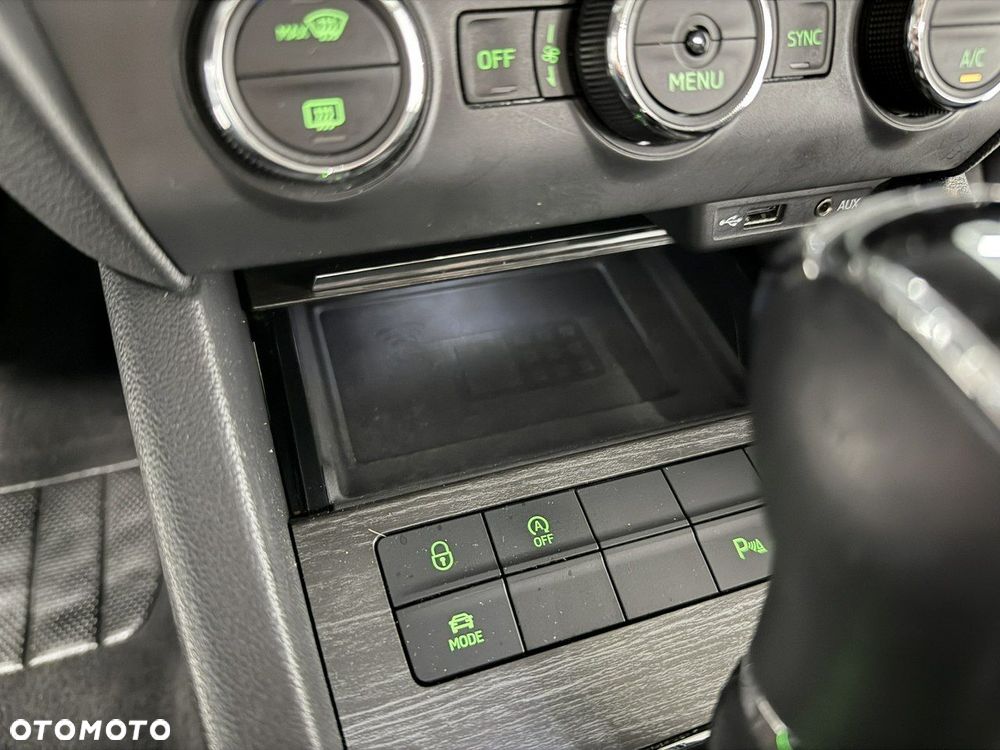 Skoda Octavia - 23
