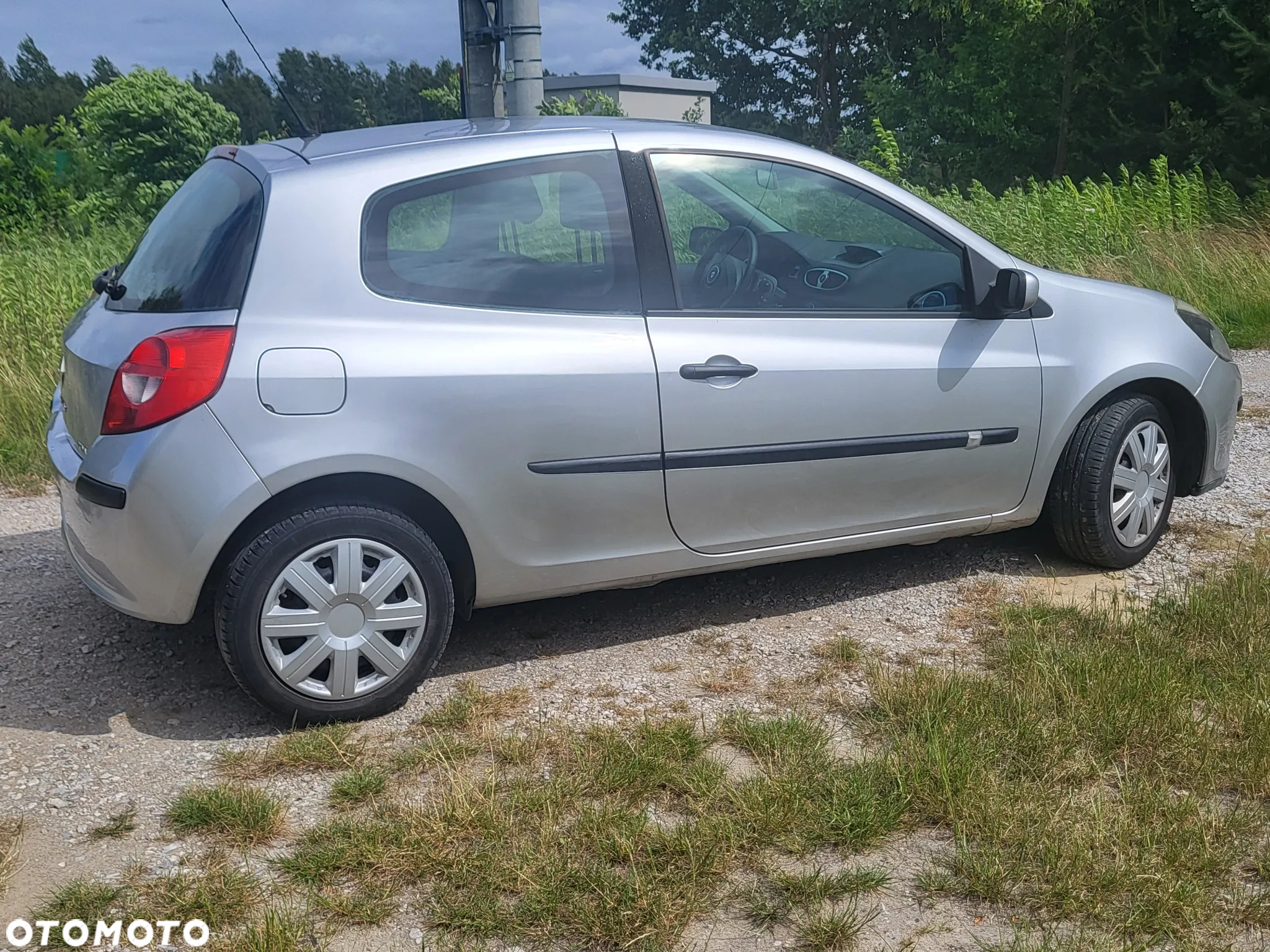 Renault Clio 1.2 16V Authentique - 8