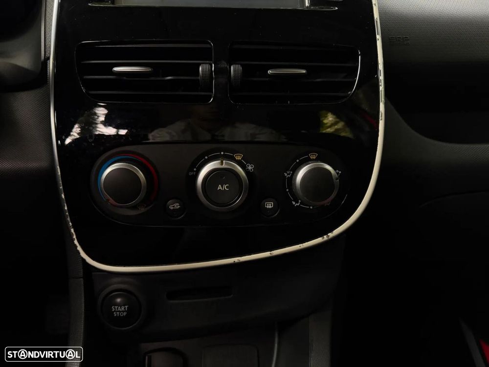 Renault Clio Sport Tourer - 21