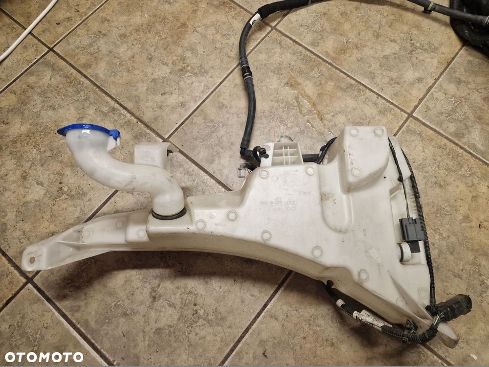 zbiornik spryskiwaczy 2 pompki ford kuga mk3 lv4b-13k175 - 1