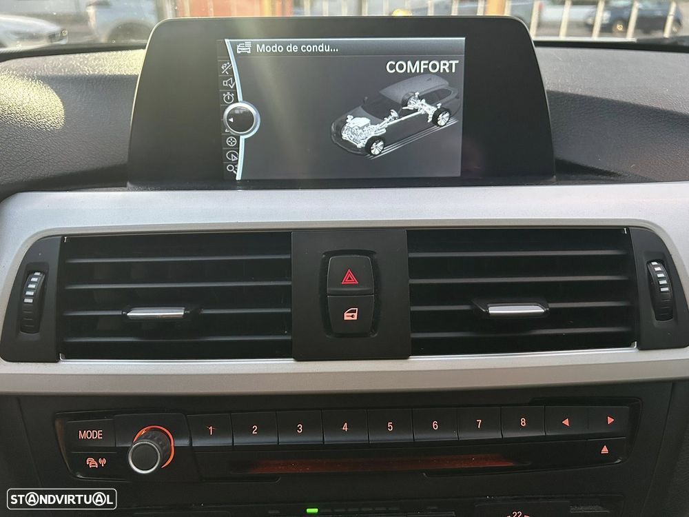 BMW 320 d Aut. Efficient Dynamics Edition Modern Line - 29