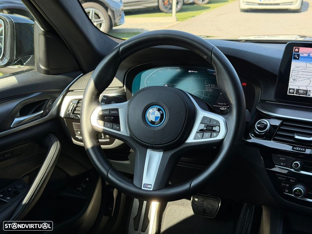 BMW 520 e Pack M - 26