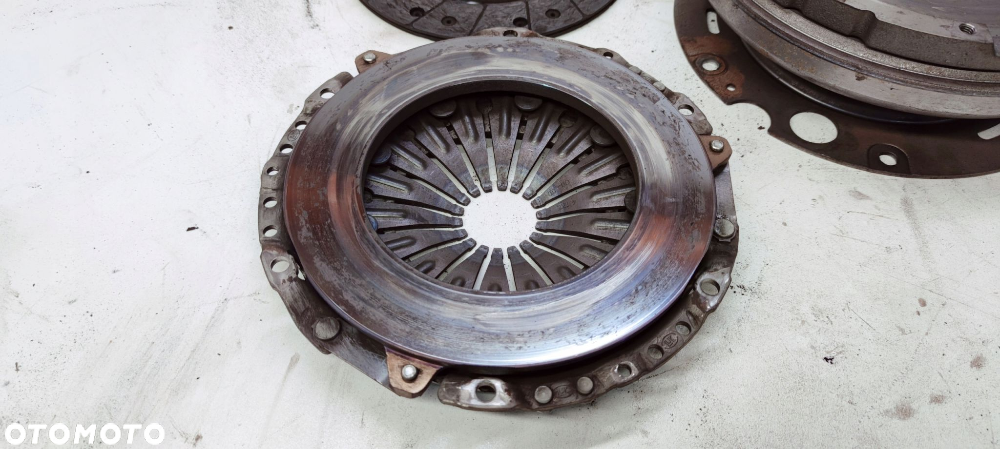 SPRZĘGŁO KOŁO DWUMAS AUDI A4 A5 1.8 0B1105266AA *3 - 11