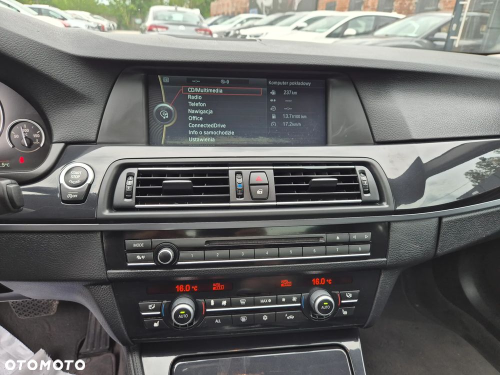BMW Seria 5 520d - 37