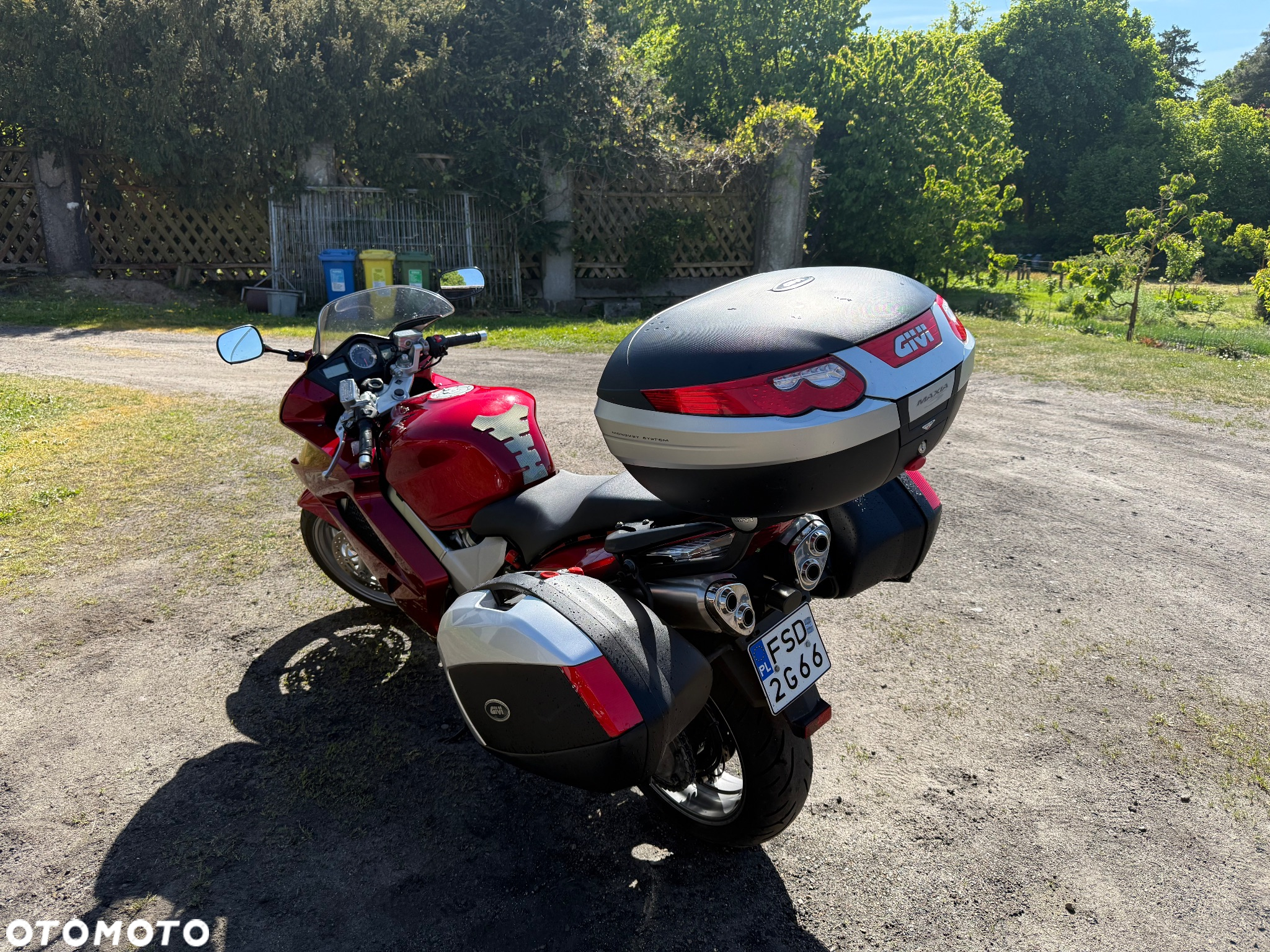 Honda VFR - 6