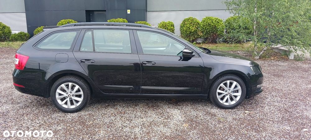Skoda Octavia 1.6 TDI SCR Ambition - 6