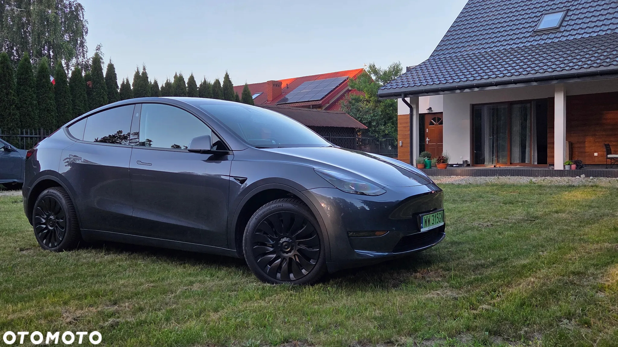 Tesla Y Model Long Range Dual Motor AWD - 12