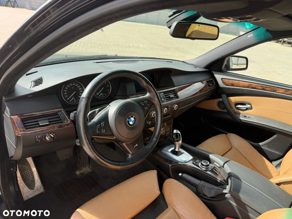 BMW Seria 5 535i xDrive - 5