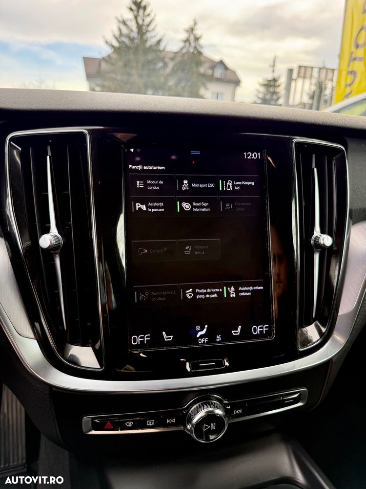 Volvo V60 B4 D Geartronic Momentum Pro - 29