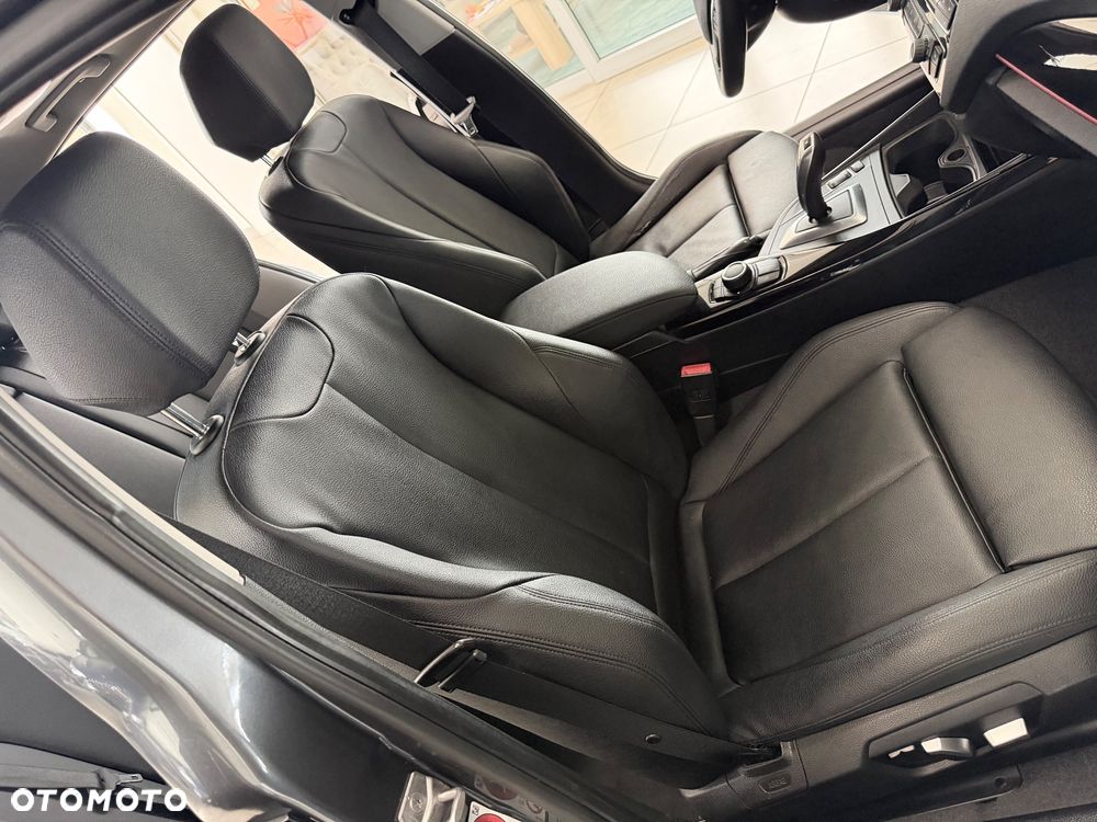 BMW Seria 1 118d Sport Line - 27