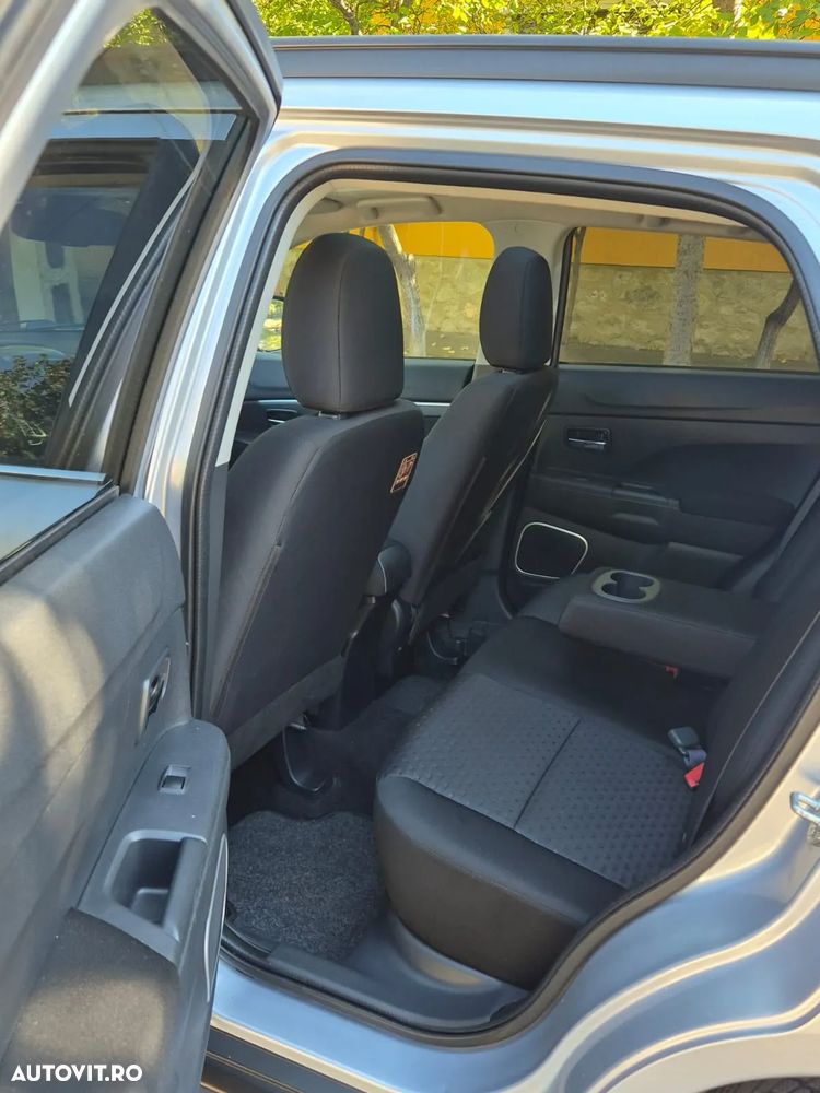 Mitsubishi ASX - 7