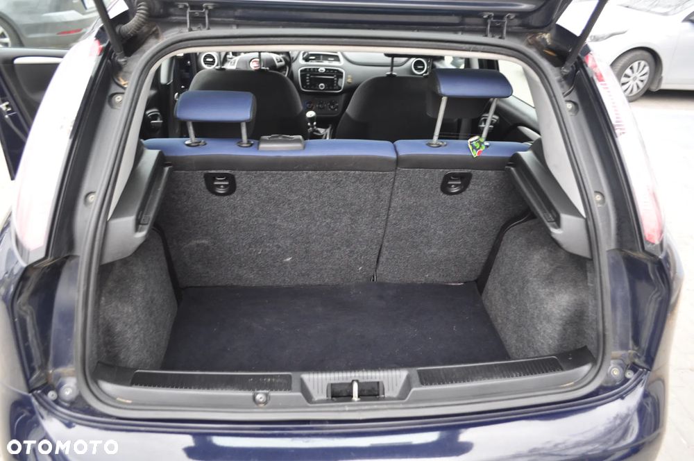 Fiat Punto 2012 - 11