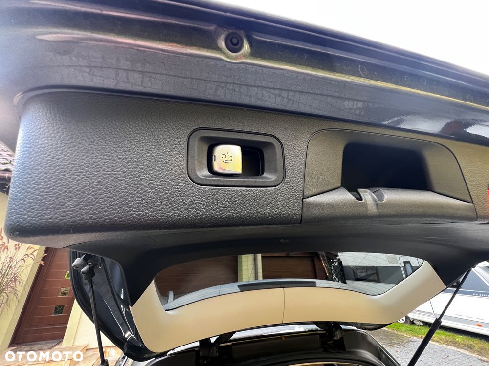 Mercedes-Benz GLC 250 4-Matic - 23