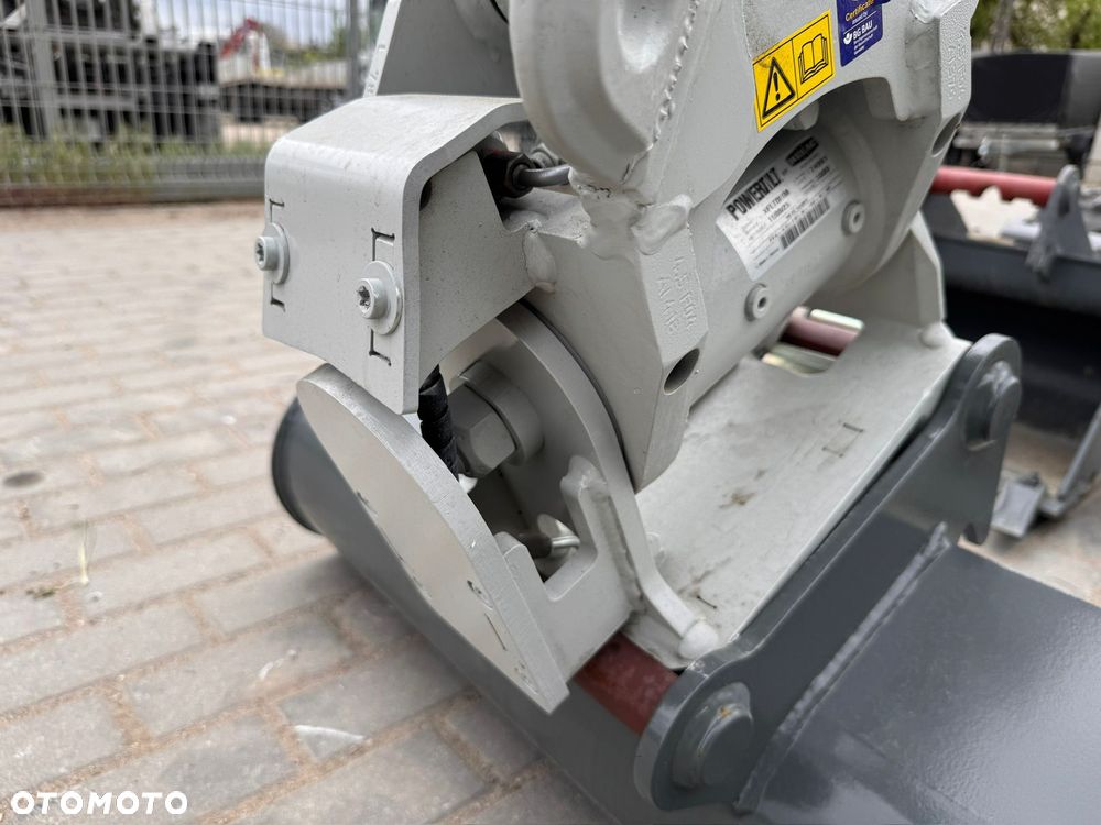 Takeuchi TB216 V4 PowerTilt Lehnhoff MS01 Japońska Od RĘKI - 11
