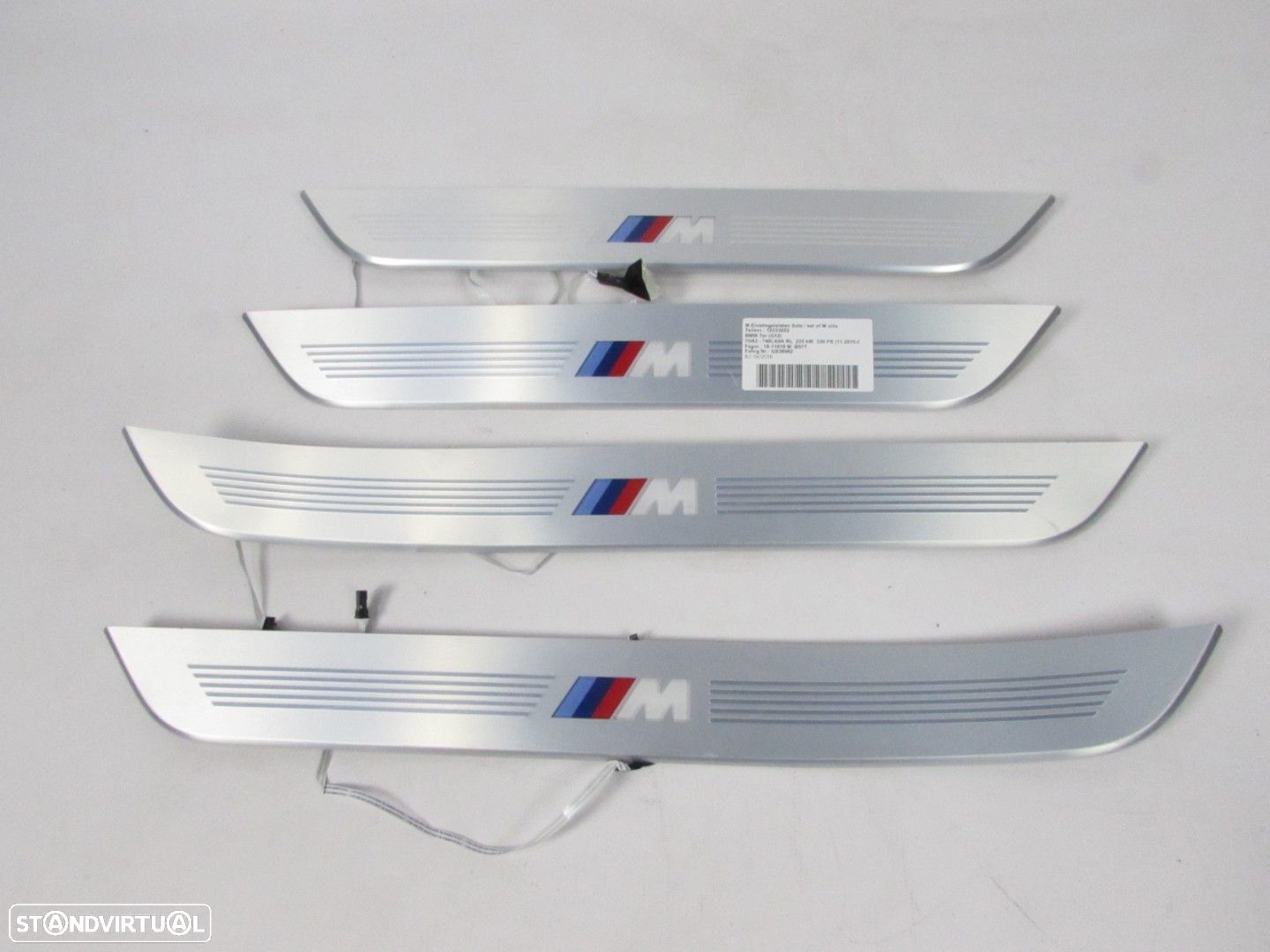 Conjunto de rodapés Iluminados - Pack M SEMI-NOVO/ ORIGINAL BMW 7 (G11, G12) 514... - 1