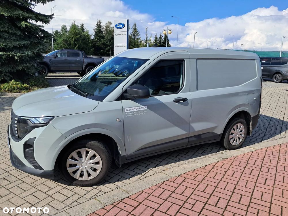 Ford Transit Courier - 7