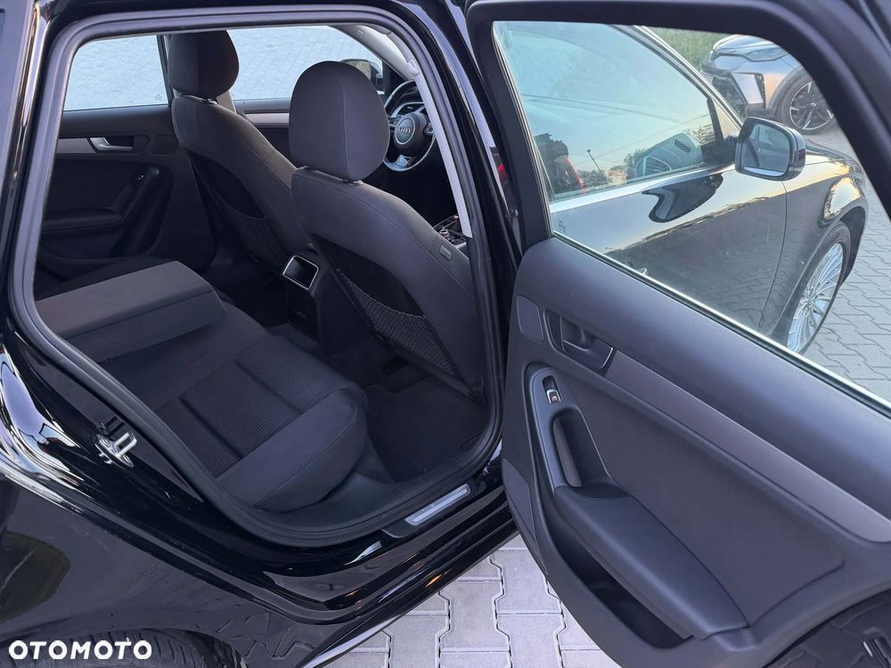 Audi A4 Avant 2.0 TDI DPF quattro Attraction - 18