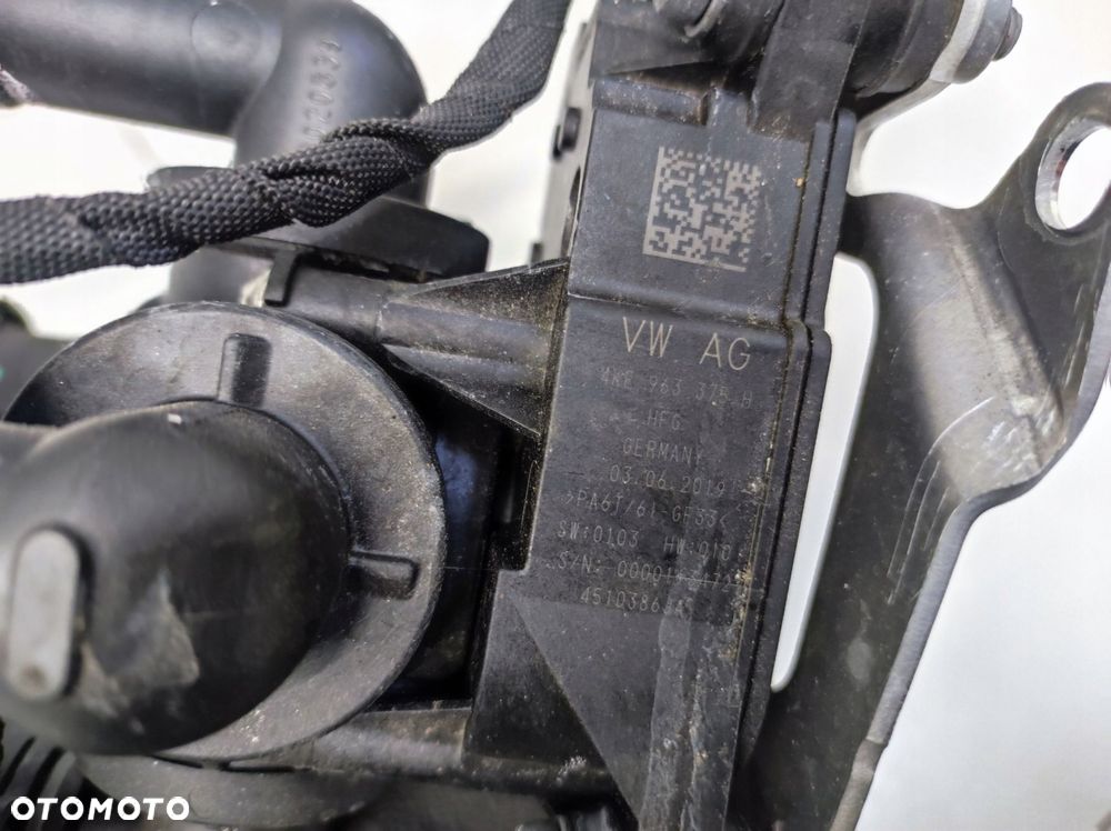 zawór sterowania wąż rurka przewód wody audi q8 e-tron etron - 12