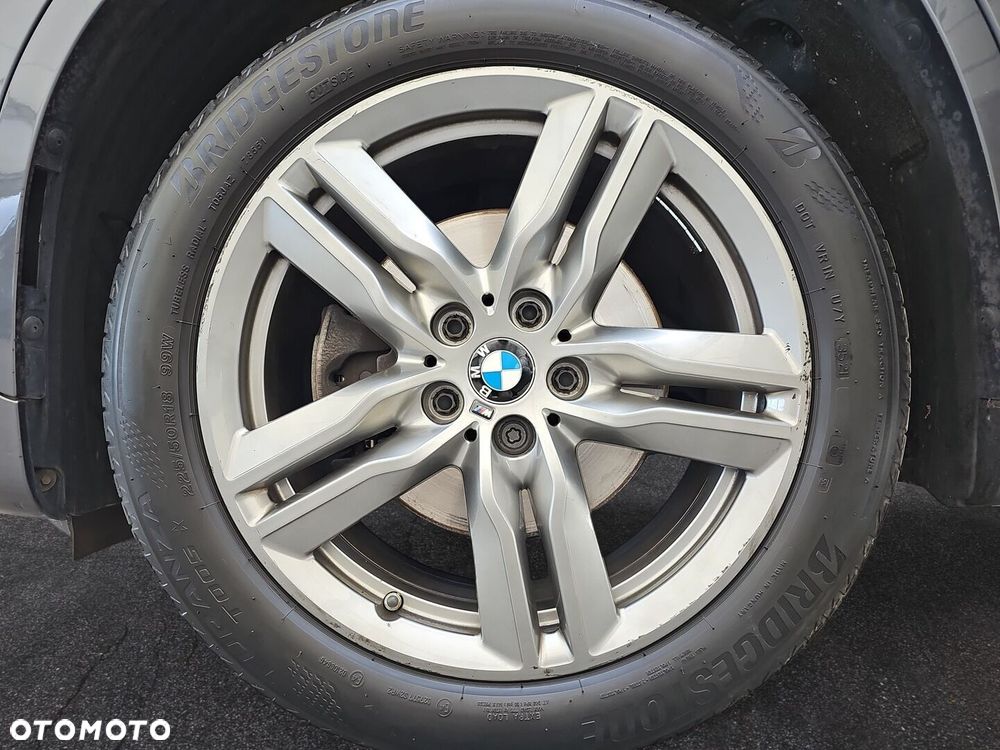 BMW X1 - 10