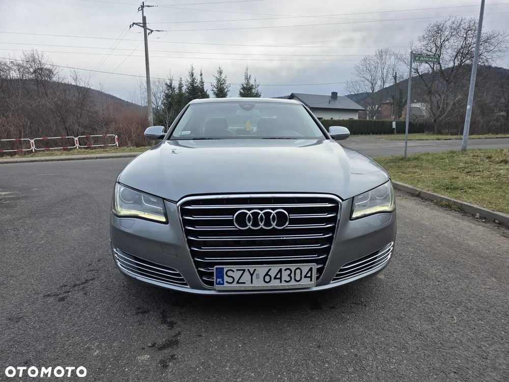 Audi A8 4.2 FSI L Quattro - 2