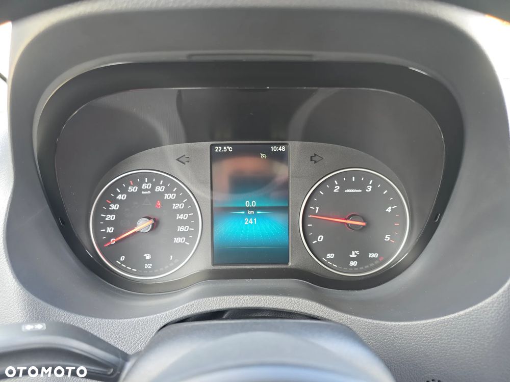 Mercedes-Benz SPRINTER 315 KONTENER 8-PALET NOWY NOWY NOWY 241Km na GWARANCJI do Wrzesień 2027r NAVI MBUX TEMPOMAT HALOGENY - 3