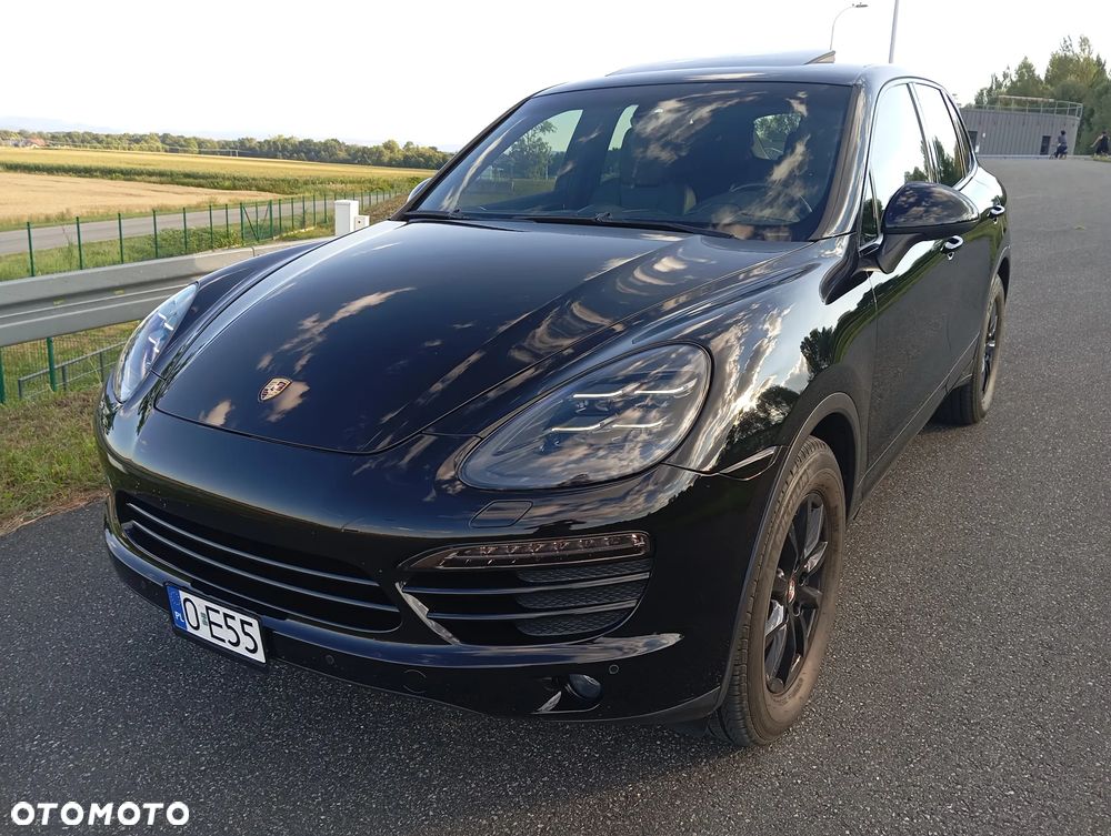 Porsche Cayenne - 1