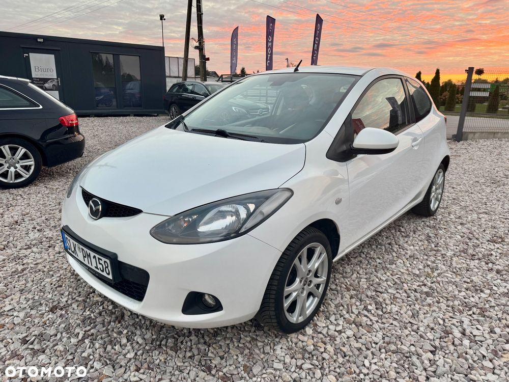 Mazda 2 - 8