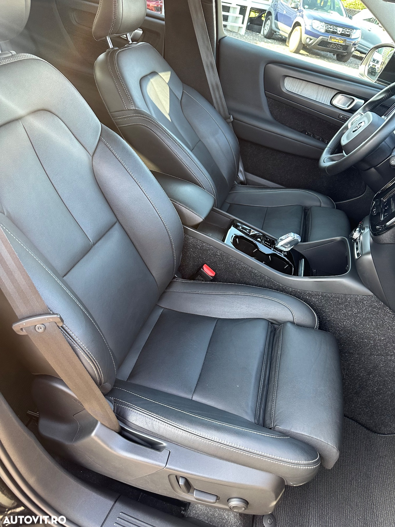 Volvo XC 40 Recharge T5 Twin Engine AT7 Inscription - 22