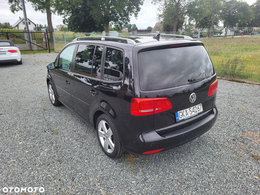 Volkswagen Touran 2.0 TDI DPF Highline DSG - 10